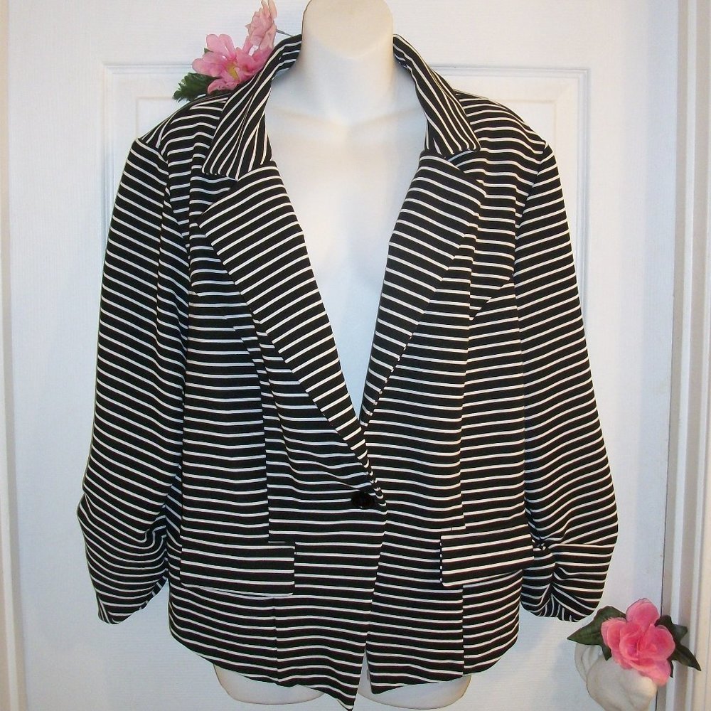 ASHLEY STEWART 18 Black & White Striped Stretch Blazer Jacket Ruched Sleeves